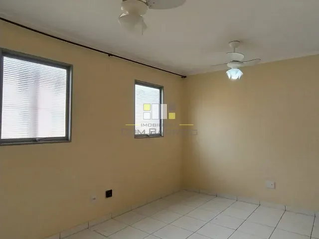 Apartamento 3 quartos e 1 banheiro, para alugar, no bairro Parque João de Vasconcelos em Sumaré