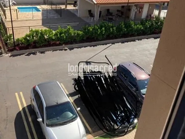 Apartamento com 75m², à venda, no bairro Chácara Manella em Cambé
