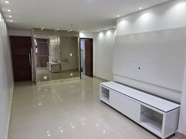 Apartamento com 86m² 3 quartos e 2 banheiros, à venda, no bairro Imbuí em Salvador