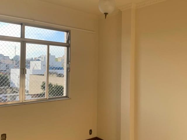 Foto do Apartamento - VILA DA PENHA - ÓTIMO APARTAMENTO COM 2 QUARTOS, SALA, COZINHA, BANHEIRO E JUNTO AO COMÉRCIO. | Hilmar