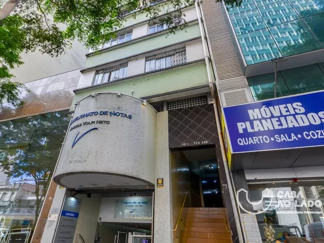 Apartamento 3 quartos e 2 banheiros, à venda, no bairro Centro em Curitiba
