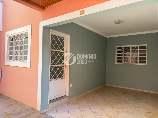 Apartamento 2 quartos e 1 banheiro, à venda, no bairro Universitário em Uberaba