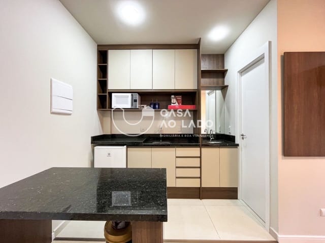 Apartamento 1 quarto e 1 banheiro, para alugar, no bairro Ecoville em Curitiba