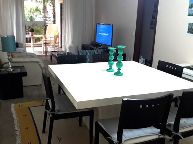 Apartamento com 130m² 3 quartos e 3 banheiros, à venda, no bairro Enseada em Guarujá