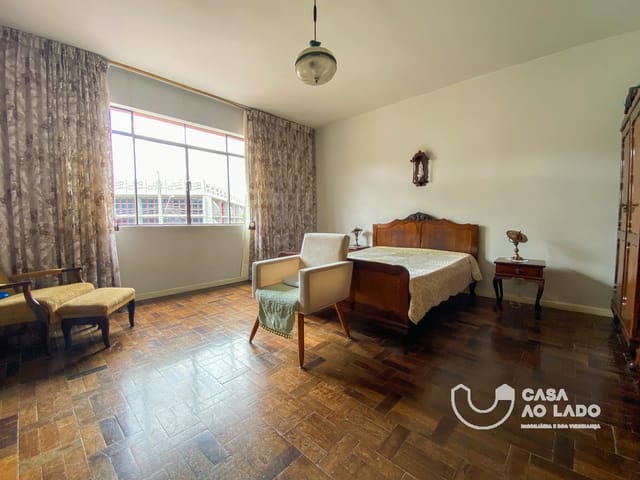 Apartamento 3 quartos e 2 banheiros, à venda, no bairro Centro em Curitiba