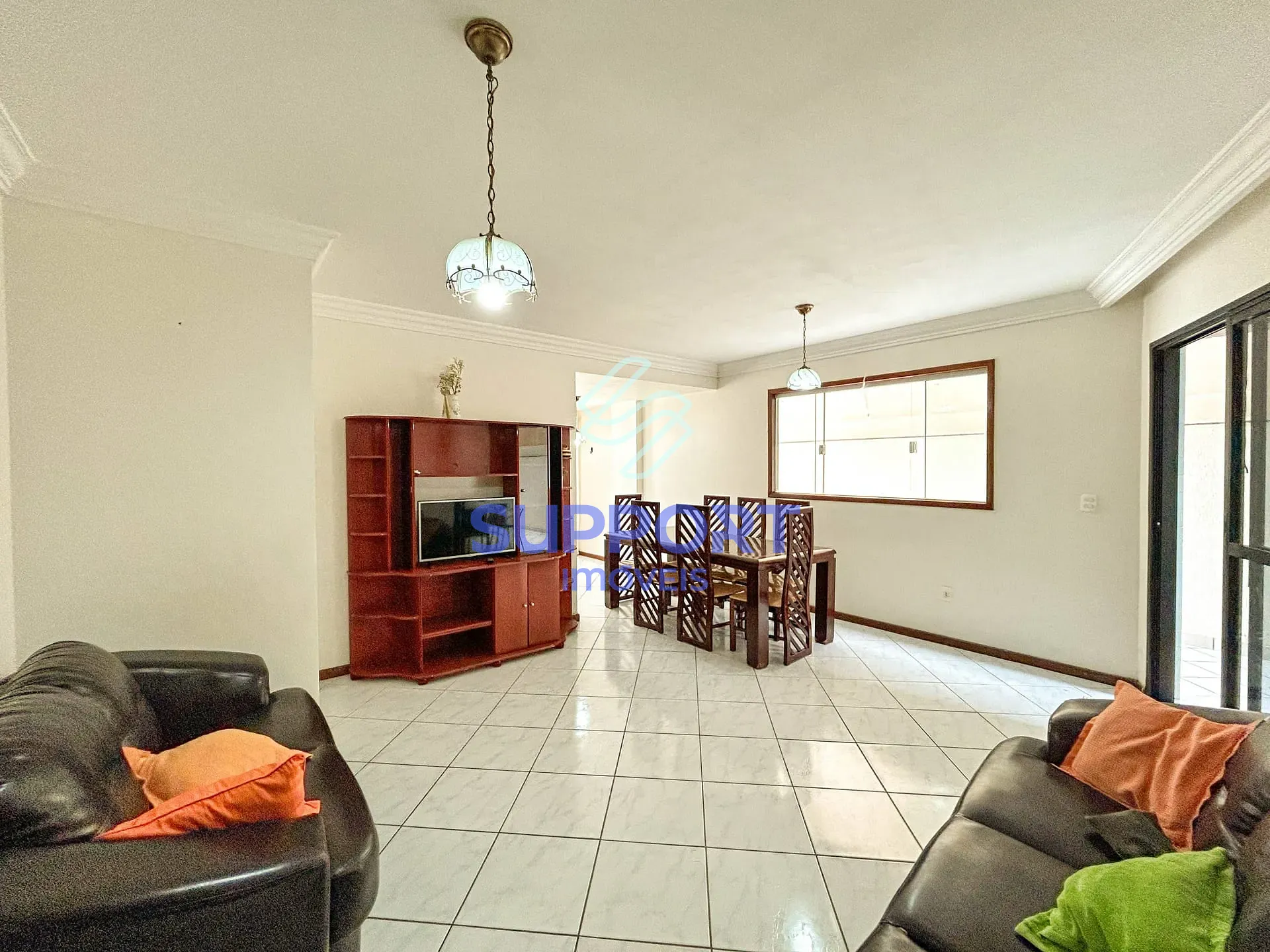 Apartamento, 3 quartos, 210 m² - Foto 1