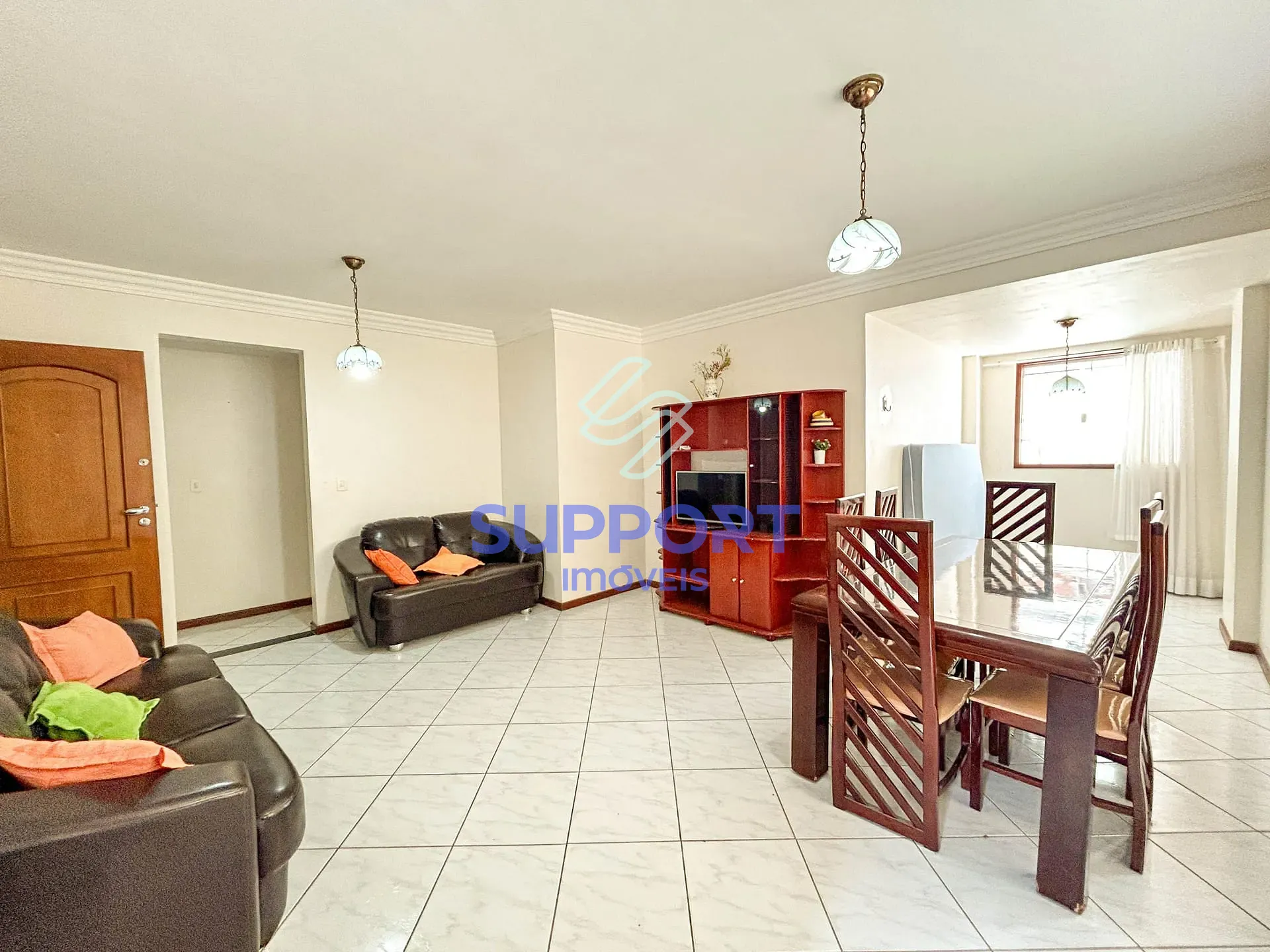Apartamento, 3 quartos, 210 m² - Foto 2