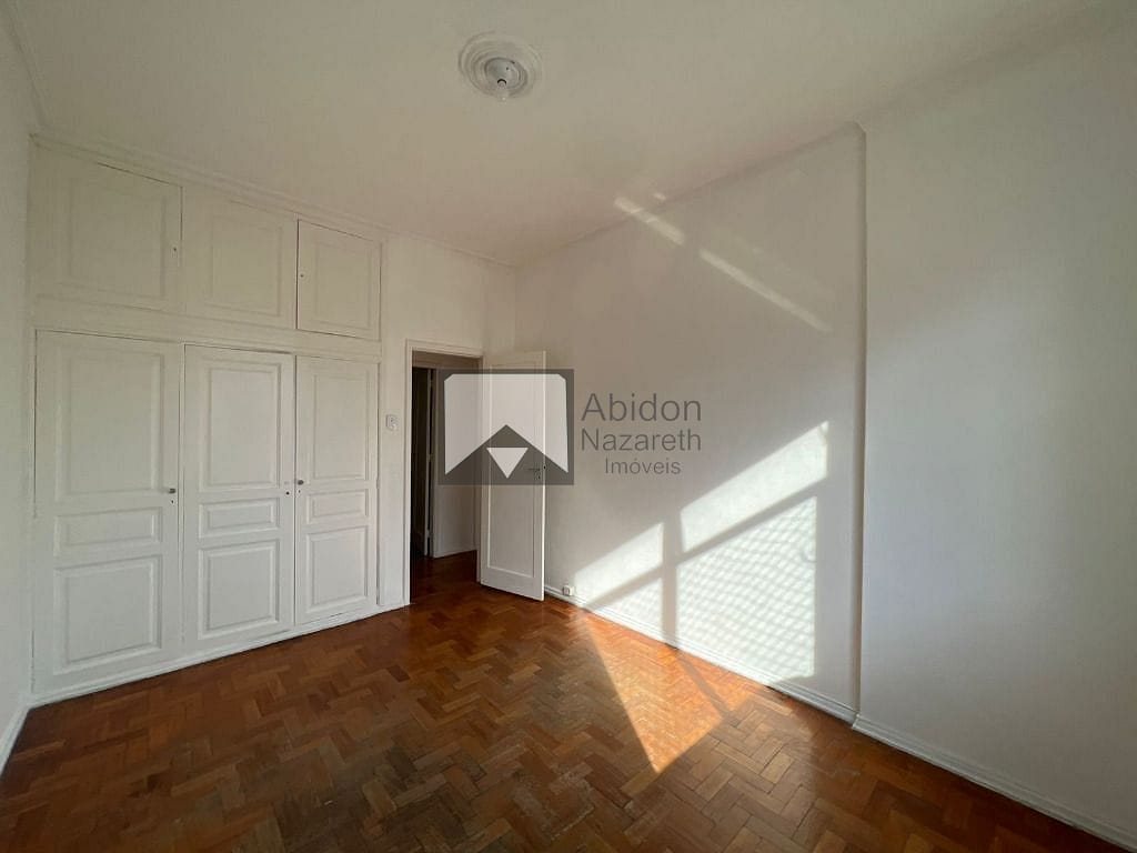 Apartamento à venda com 3 quartos, 100m² - Foto 4