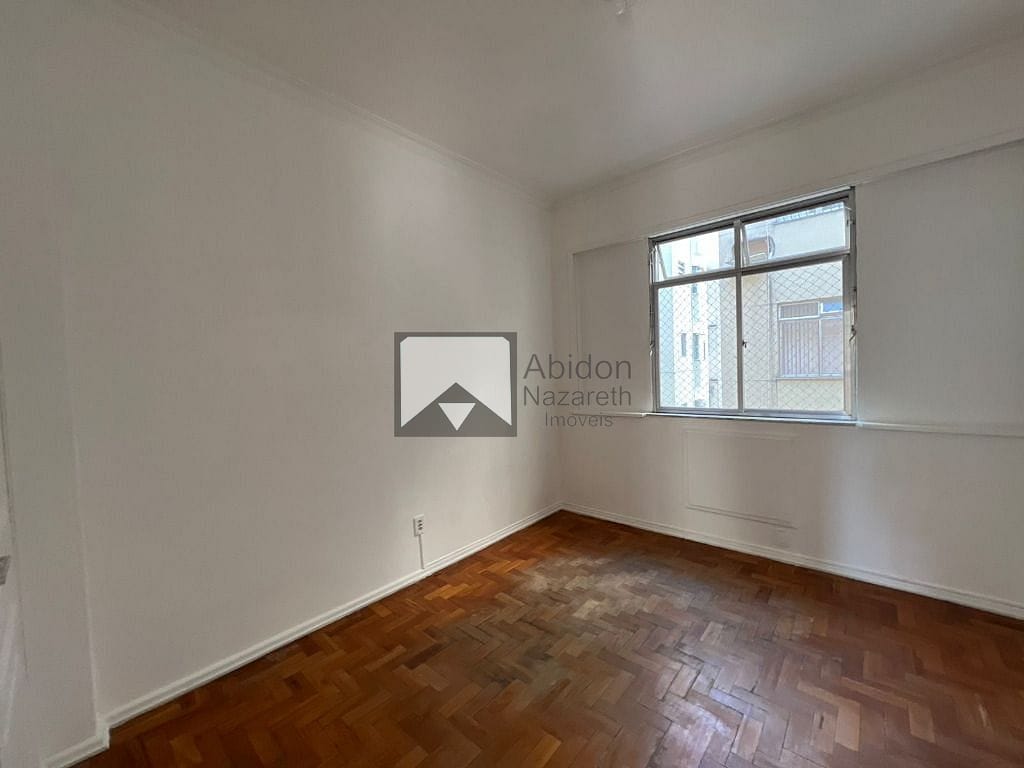 Apartamento à venda com 3 quartos, 100m² - Foto 8