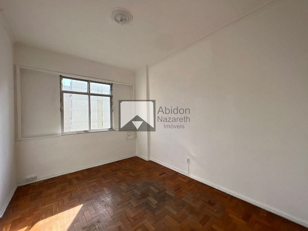 Apartamento à venda com 3 quartos, 100m² - Foto 5