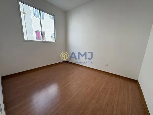 Apartamento 2 quartos e 1 banheiro, à venda, no bairro Lorena Parque em Goiânia