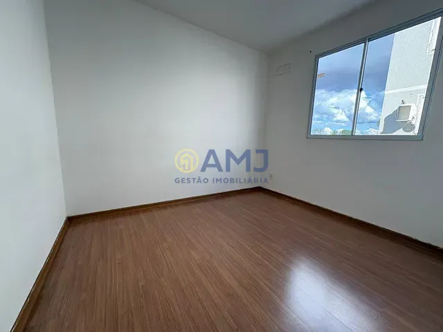 Apartamento 2 quartos e 1 banheiro, à venda, no bairro Lorena Parque em Goiânia