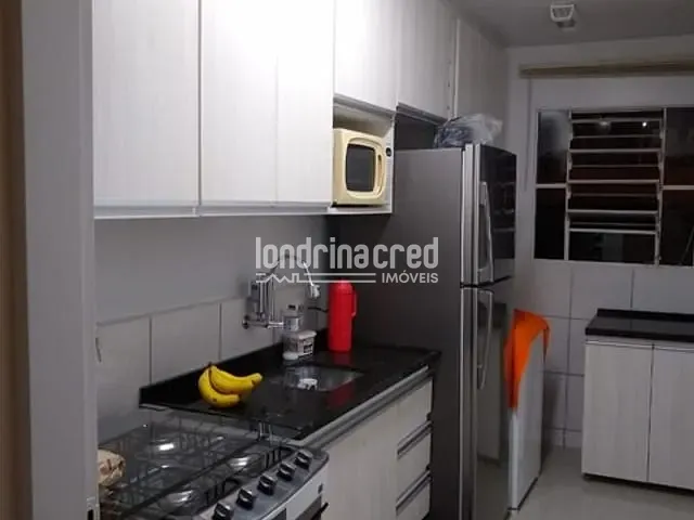 Apartamento à venda, no bairro Jardim Strass em Londrina