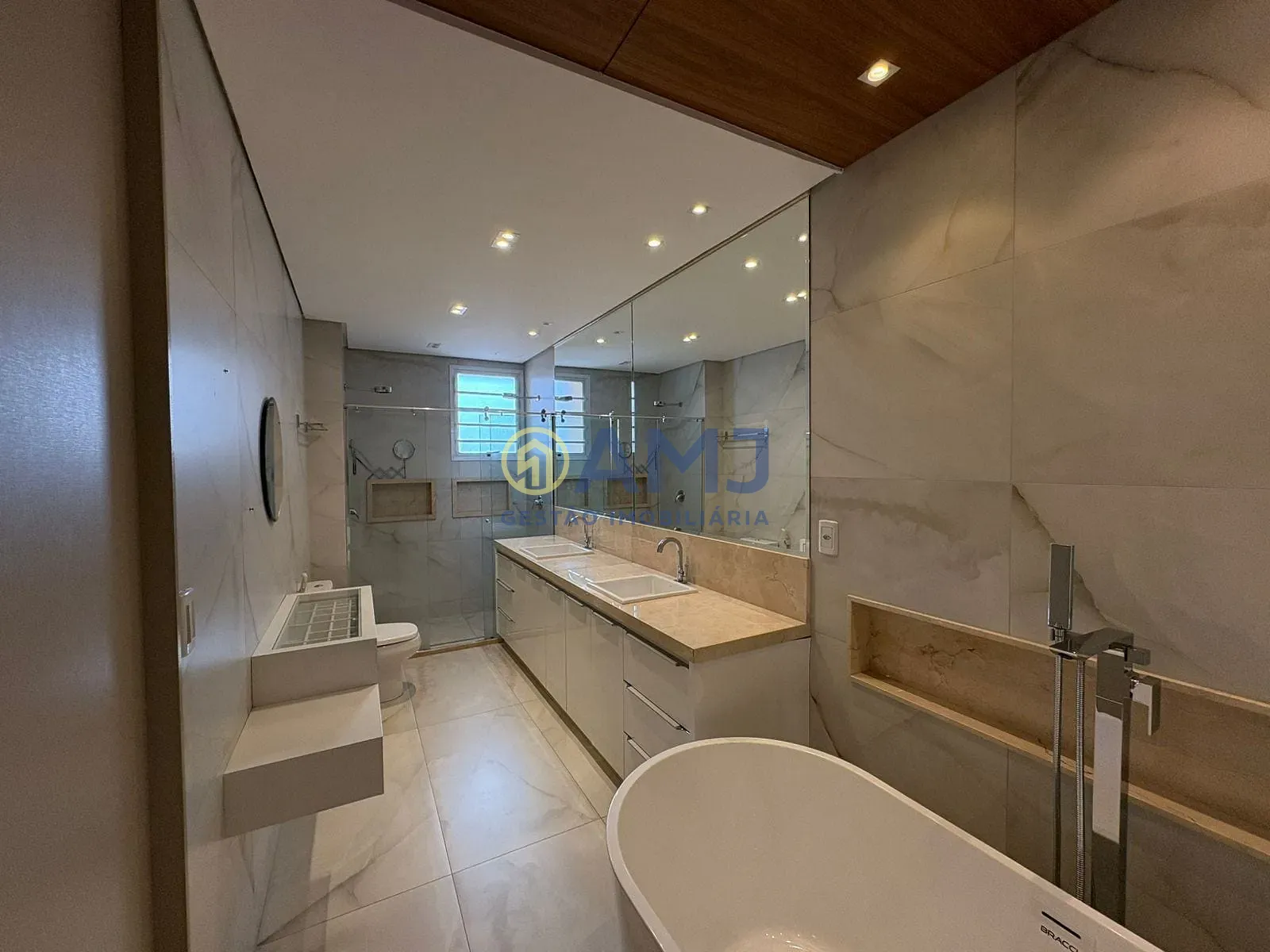 Apartamento, 3 quartos, 218 m² - Foto 30
