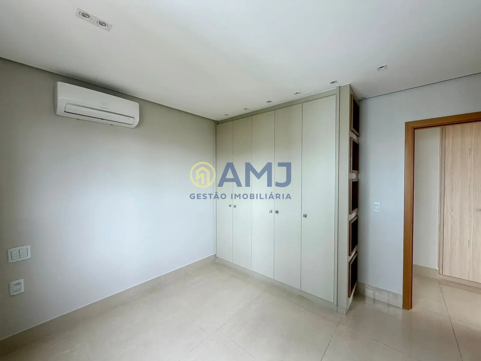 Apartamento, 3 quartos, 218 m² - Foto 14