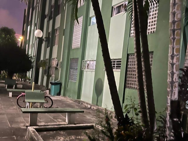 Apartamento 2 quartos e 2 banheiros, à venda, no bairro Tamarineira em Recife