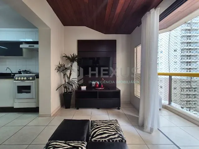 Apartamento 1 quarto e 1 banheiro, à venda, no bairro Pitangueiras em Guarujá