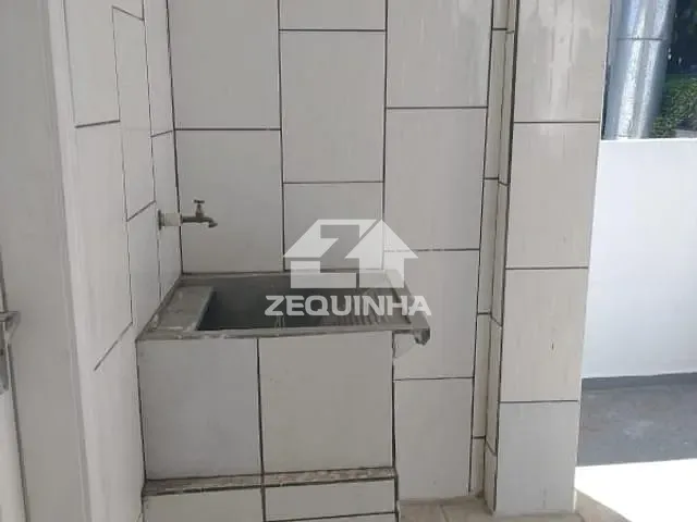 Casa com 85m² 2 quartos e 1 banheiro, para alugar, no bairro Bela Vista em Osasco