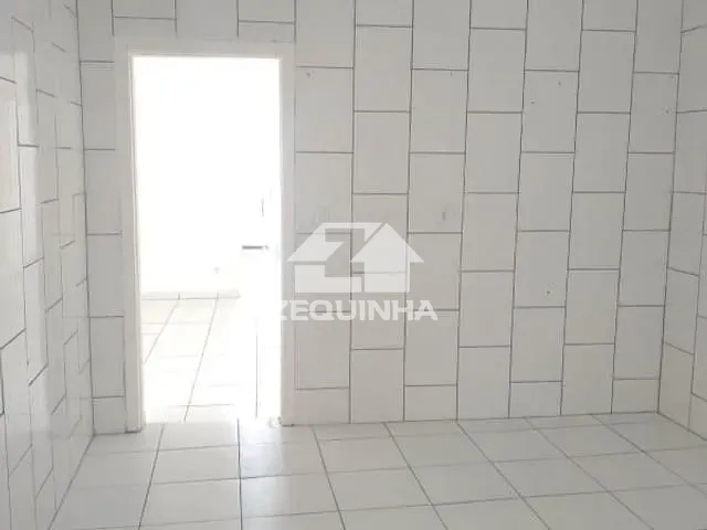 Casa com 85m² 2 quartos e 1 banheiro, para alugar, no bairro Bela Vista em Osasco