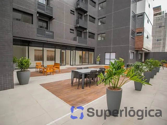Apartamento à venda, no bairro Mercês em Curitiba