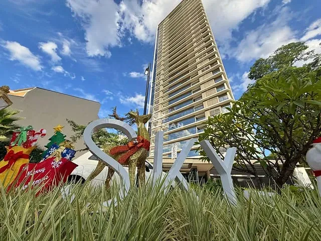Apartamento com 327m² 3 quartos e 4 banheiros, à venda, no bairro Zona 03 em Maringá