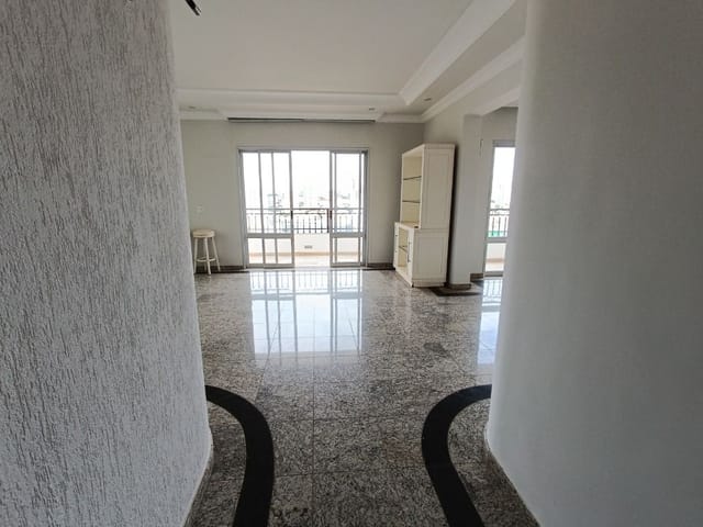 Foto do Apartamento - Apartamento com 4 dormitórios, 513 m² - venda por R$ 1.000.000,00 ou aluguel por R$ 5.739,14/mês - Fabrício - Uberaba/MG | ZUCATO IMOBILIARIA LTDA