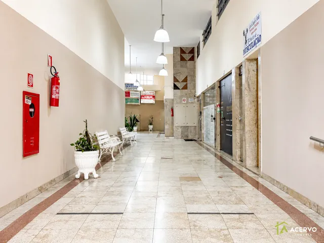 Apartamento 3 quartos e 1 banheiro, para alugar, no bairro São Mateus em Juiz de Fora