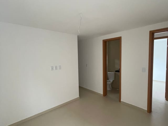 Apartamento 3 quartos e 2 banheiros, para alugar, no bairro Altiplano Cabo Branco em João Pessoa