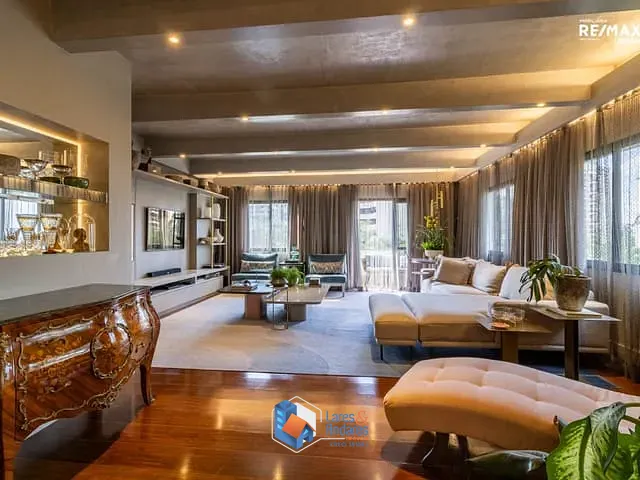 Apartamento com 239m² 3 quartos e 5 banheiros, à venda, no bairro Vila Andrade em São Paulo