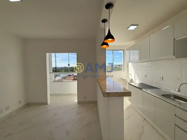 Apartamento 2 quartos e 1 banheiro, à venda, no bairro Setor Negrão de Lima em Goiânia