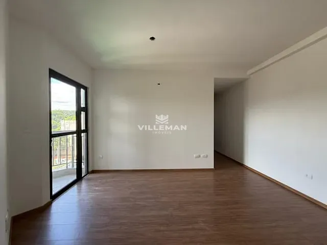 Apartamento 2 quartos e 1 banheiro, para alugar, no bairro Vila Emília em Maringá