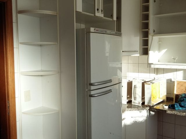 Foto do Apartamento - Apartamento à venda no Edif. Green Boulevard - a 50m da Av. Higienópolis - 4 Dorm, (01 suite c/ sacada) , 01 garagem Londrina, PR | Guepardo Imob