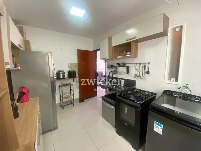 Apartamento com 65m² 3 quartos e 1 banheiro, à venda, no bairro Jardim Auri Verde em Bauru
