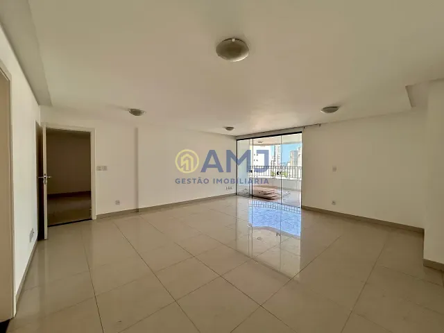 Apartamento 4 quartos e 4 banheiros, à venda, no bairro Nova Suiça em Goiânia