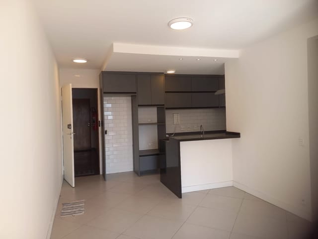 Apartamento com 65m² 2 quartos e 1 banheiro, para alugar, no bairro Jardim Vazani em São Paulo