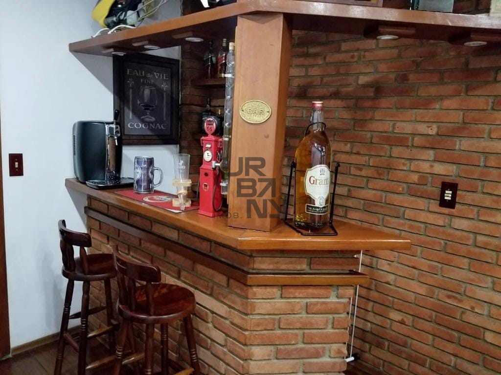 Apartamento à venda com 2 quartos, 68m² - Foto 3
