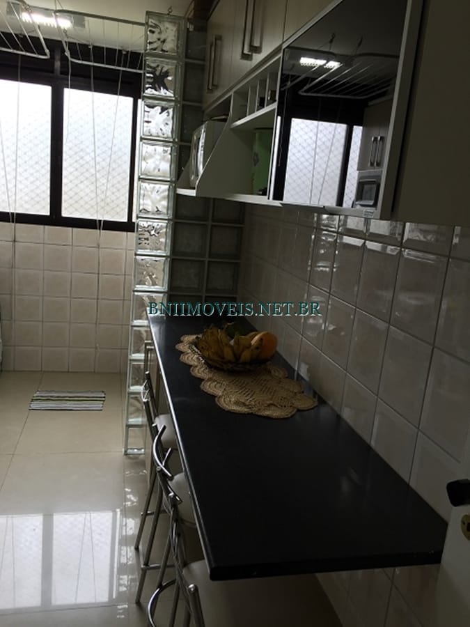 Apartamento à venda com 3 quartos, 80m² - Foto 13