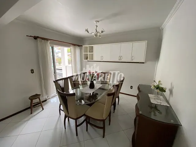 Apartamento com 130m² 4 quartos e 2 banheiros, à venda, no bairro centro em Piratuba