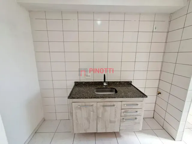 Apartamento 2 quartos e 1 banheiro, para alugar, no bairro Ferrazópolis em São Bernardo do Campo