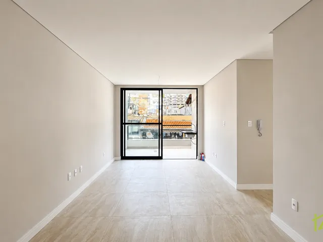 Apartamento 2 quartos e 2 banheiros, à venda, no bairro Vale do Ipê em Juiz de Fora