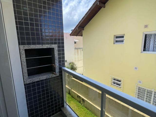 Apartamento com 67m² 2 quartos e 1 banheiro, à venda, no bairro Ingleses do Rio Vermelho em Florianópolis
