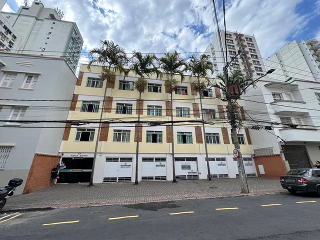 Apartamento 3 quartos e 2 banheiros, para alugar, no bairro Centro em Juiz de Fora