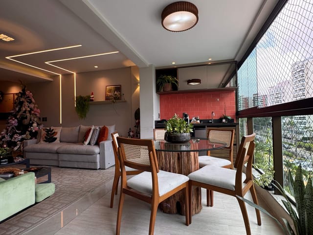 Apartamento com 133m² 4 quartos e 4 banheiros, à venda, no bairro Pituba em Salvador