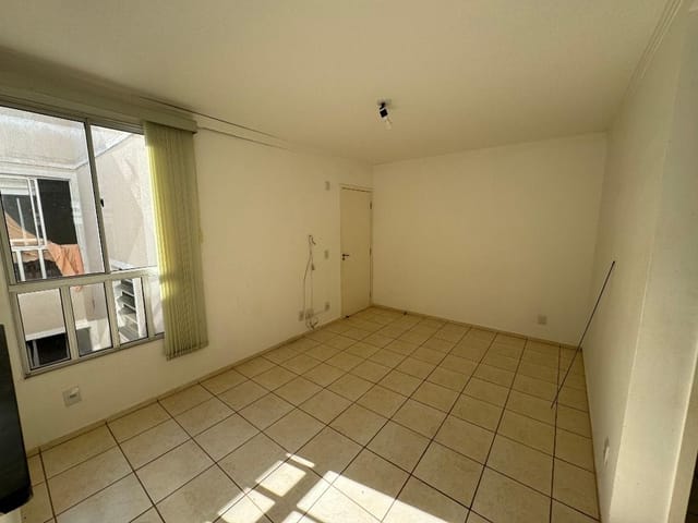 Foto do Apartamento - Apartamento com 2 dormitórios à venda, 49 m² por R$ 140.000,00 - Conjunto Guanabara - Uberaba/MG | ZUCATO IMOBILIARIA LTDA