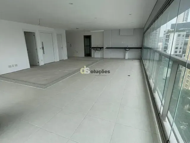 Apartamento 3 quartos e 4 banheiros, à venda ou para alugar, no bairro Sumarezinho em São Paulo