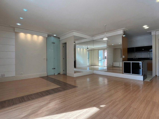 Apartamento com 139m² 2 quartos e 2 banheiros, para alugar, no bairro Gleba Palhano em Londrina