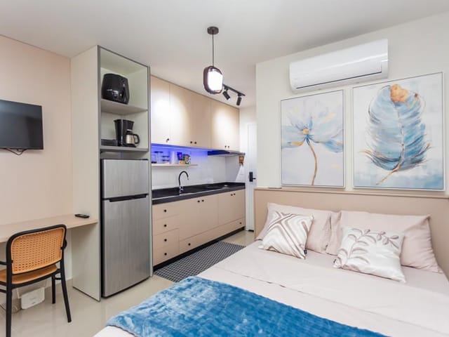 Apartamento 1 quarto e 1 banheiro, para alugar, no bairro Centro em Curitiba