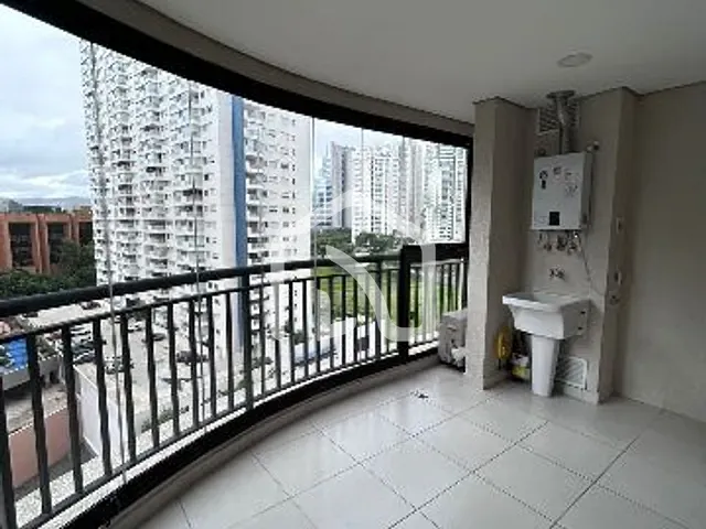 Apartamento com 65m² 2 quartos e 2 banheiros, para alugar, no bairro Alphaville Empresarial em Barueri