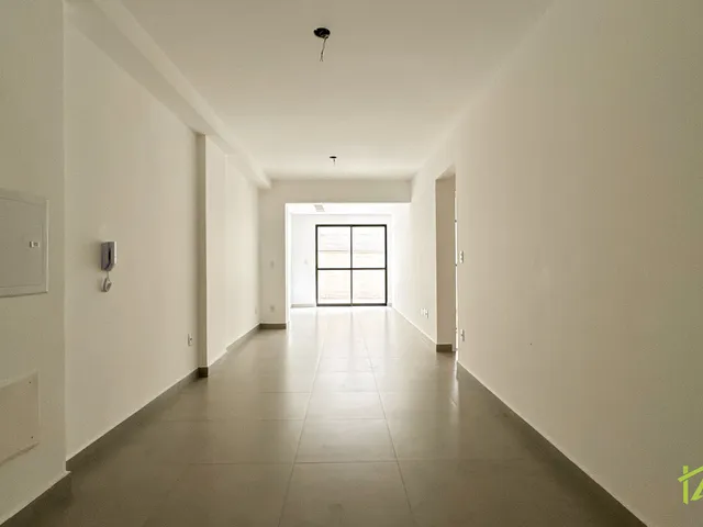 Apartamento 2 quartos e 2 banheiros, à venda, no bairro Centro em Juiz de Fora