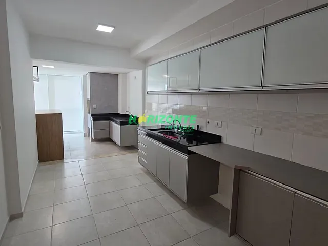 Apartamento com 183m² 4 quartos e 5 banheiros, à venda, no bairro Jardim Aquarius em São José dos Campos